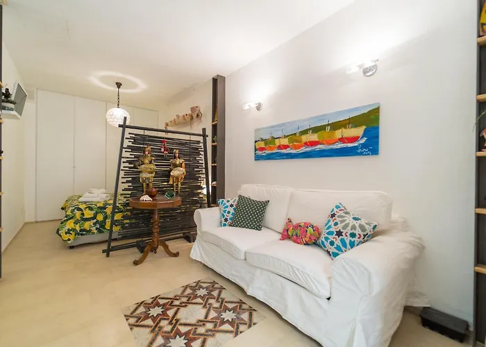 Guesthost - Ortigia - Charming Lägenhet *