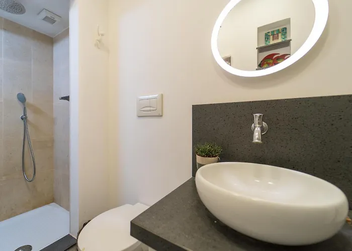 Guesthost - Ortigia - Charming Lägenhet *